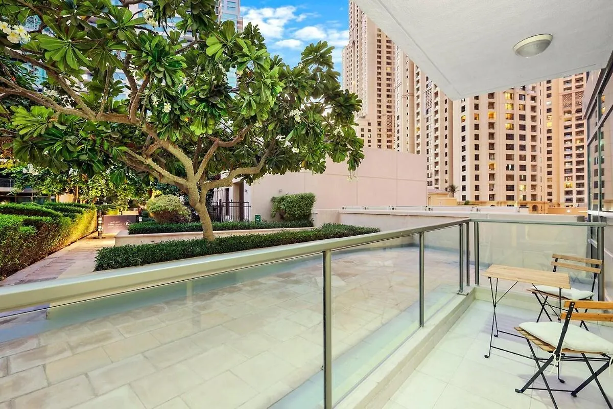 First Class 2Br Serene Luxury Retreat Dubai Apartment