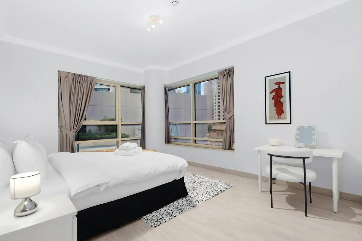 First Class 2Br Serene Luxury Retreat Dubai Apartment